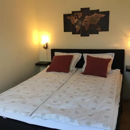 Plana Apartment *